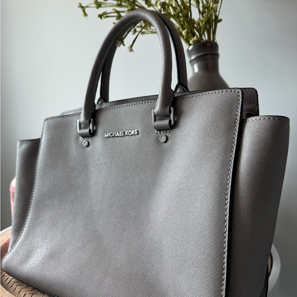 Grey Michael Kors Bag
